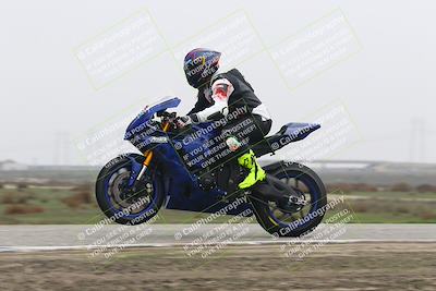 media/Nov-30-2025-TrackDaz (Sun) [[d8b22663df]]/B Group/Session 5 (Wheelie Bump)/